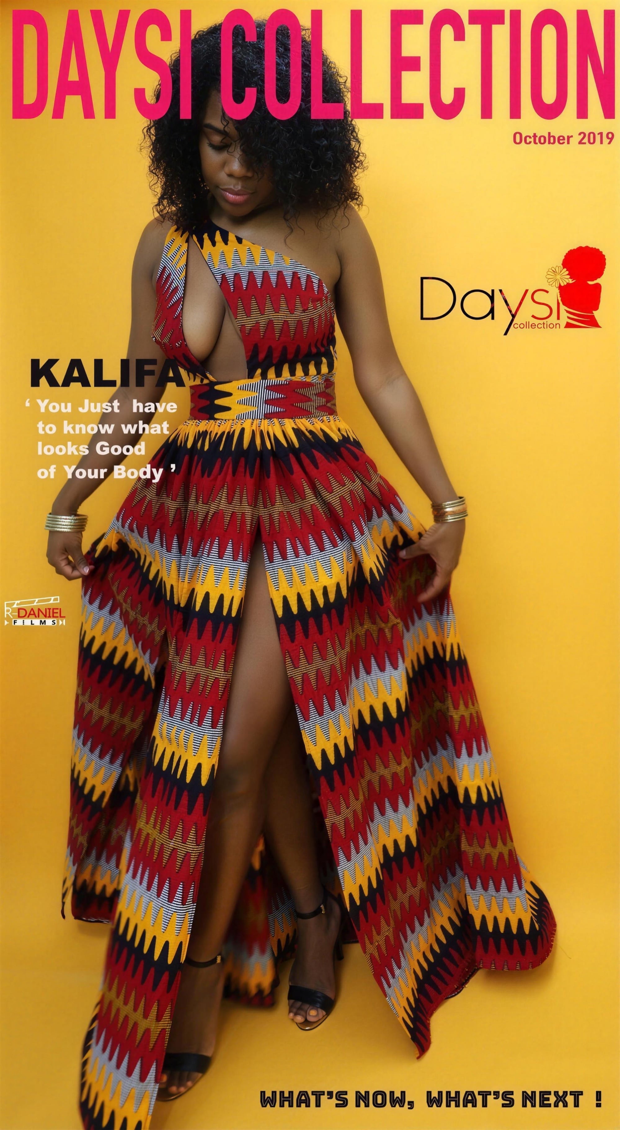 La portada de octubre de 2019 de Daysi Collection: Kalifa con un vestido de un solo hombro y falda a juego, en un estampado de galones rojos, dorados y negros, sobre el amarillo de Daysi.